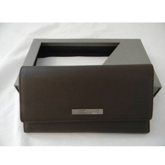 Victorinox Bags New Victorinox Swiss Army Melbourne Leather Clutch Poshmark